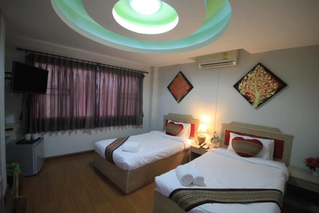 Home Place Hotel Chiang Mai Exterior foto